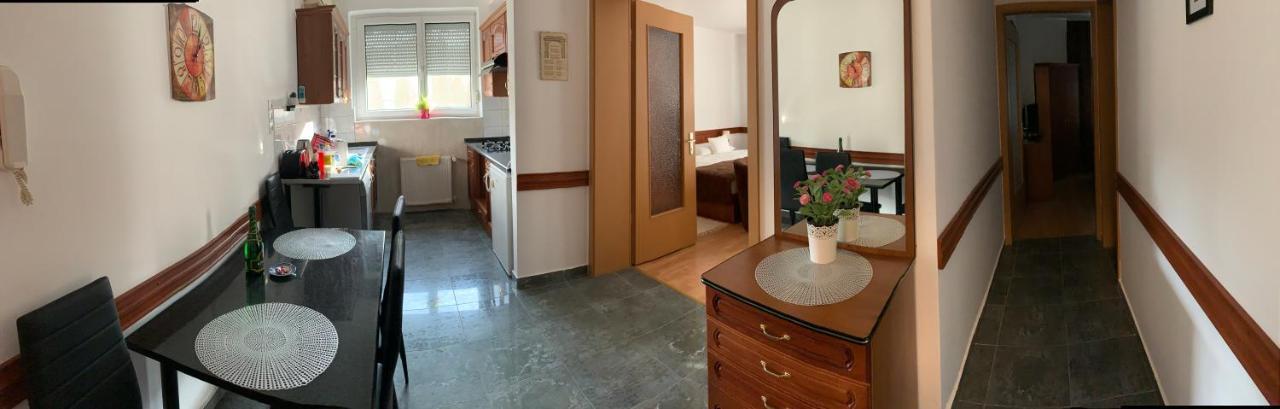 Konig Apartman ヘーヴィーズ エクステリア 写真
