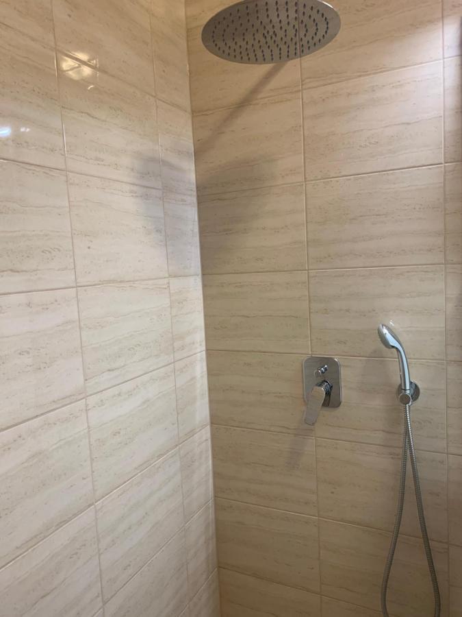 Konig Apartman ヘーヴィーズ エクステリア 写真